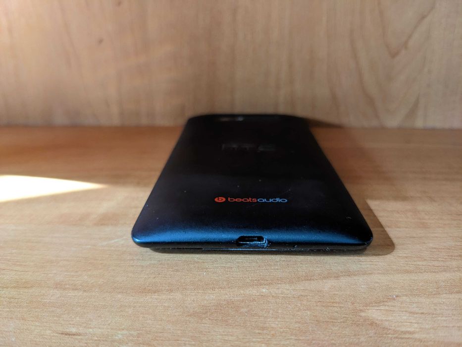 Смартфон HTC Desire 600 Dual sim