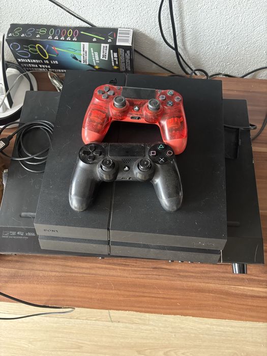 Playstation 4 1 TB +12 jogos