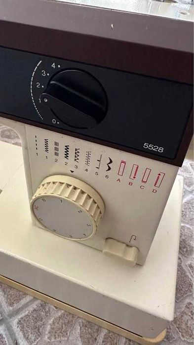 Máquina de Costura Singer Vintage Funcional