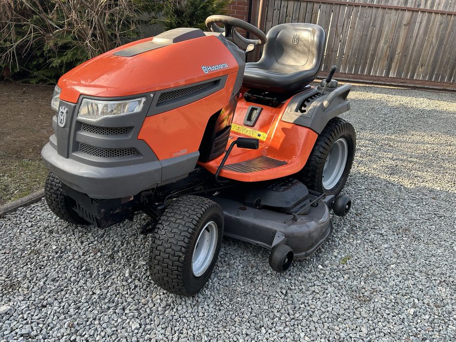 Kosiarka traktorek husqvarna grh 260