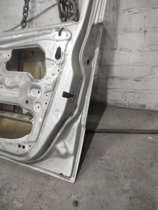 Продам заднюю правую дверь Chevrolet Aveo LS, T 250.