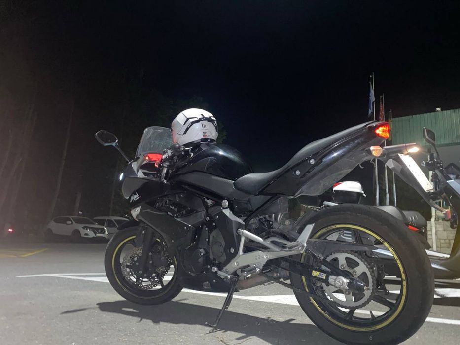 Kawasaki ninja 400r