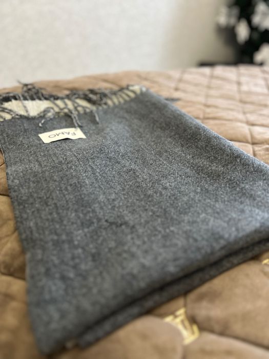 Теплий шарф жіночий