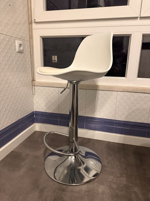 Cadeiras altas de bar