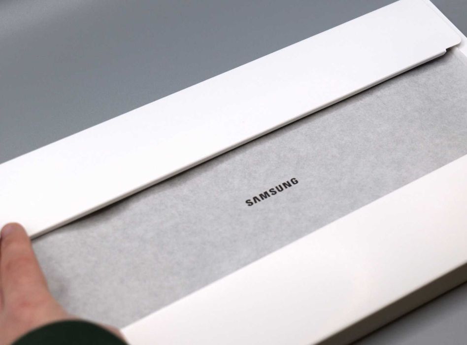 Samsung Galaxy Tab S10 plus  Memória 256Gb c BookCover com teclado PT