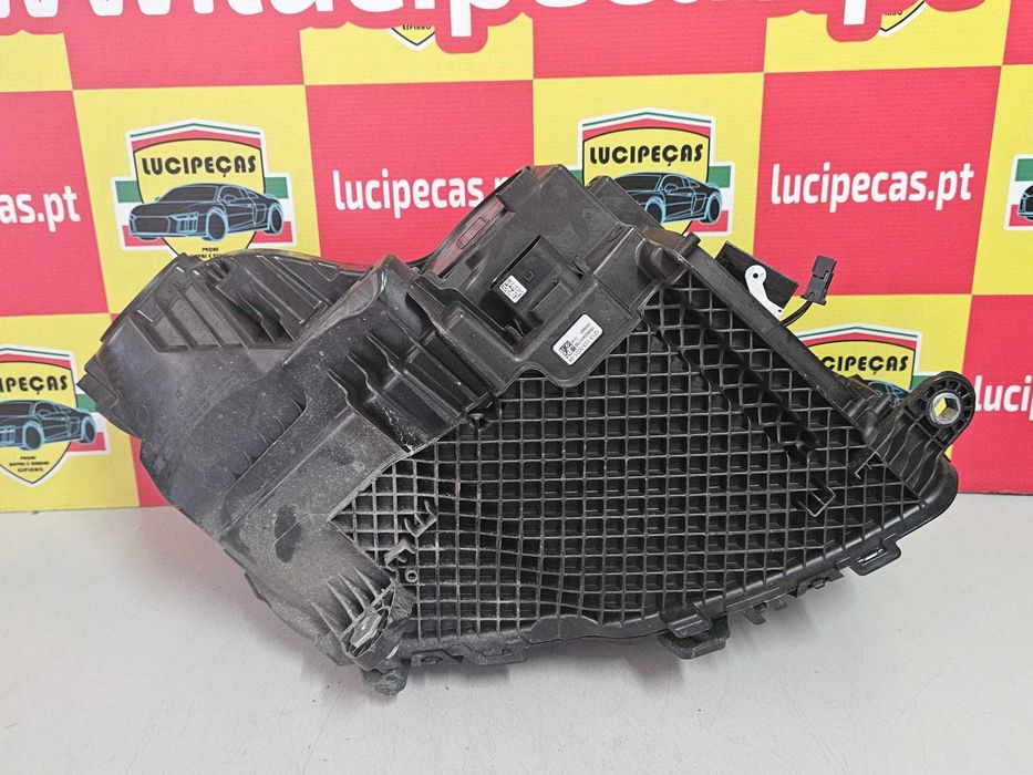 Otica Esquerda Mercedes-Benz GLC (X254) | 139704