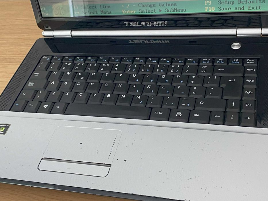 Computador portátil Tsunami - Entrega Grátis