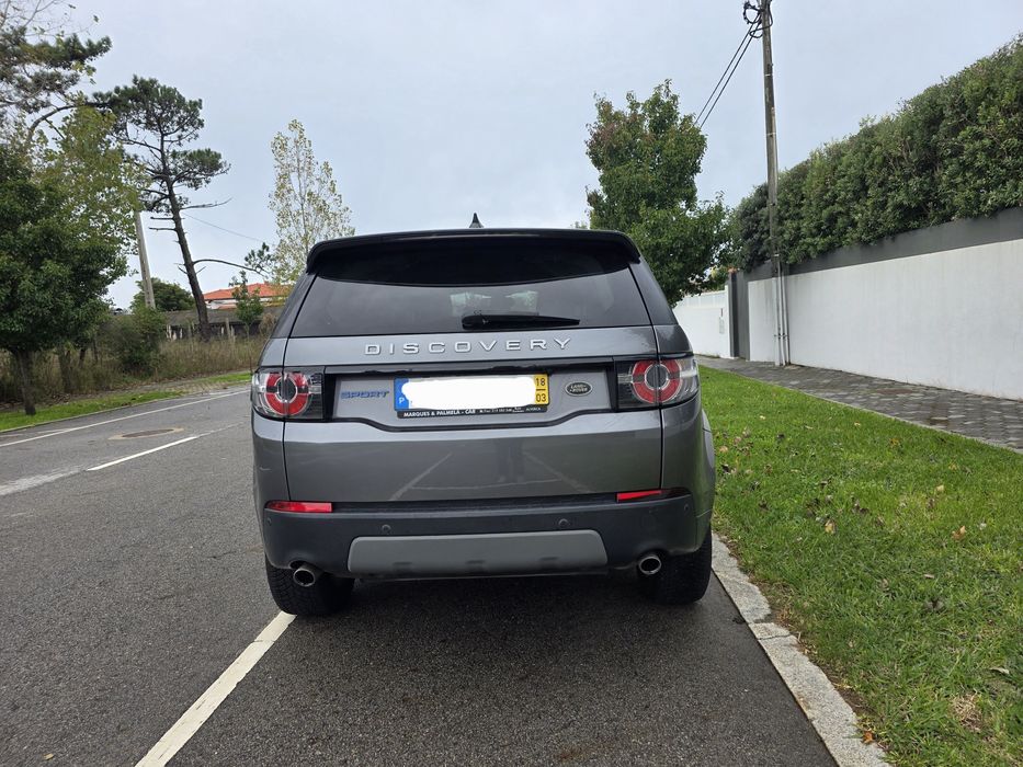 Land rover discovery sport