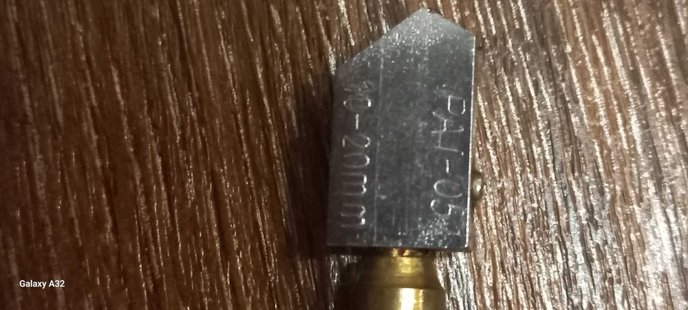 стеклорез маслянный