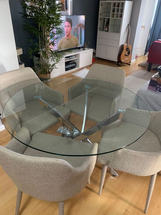 Mesa de vidro (sem cadeiras) 110cm