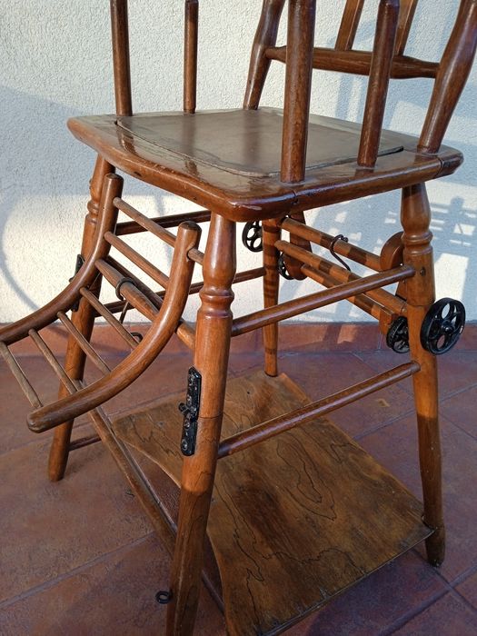 Unikatowe krzrsełko do karmienia