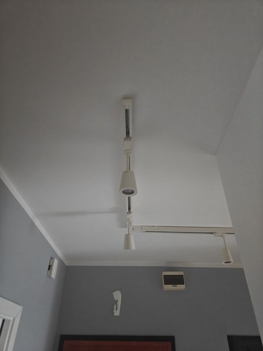 Ikea system szynowy lampy