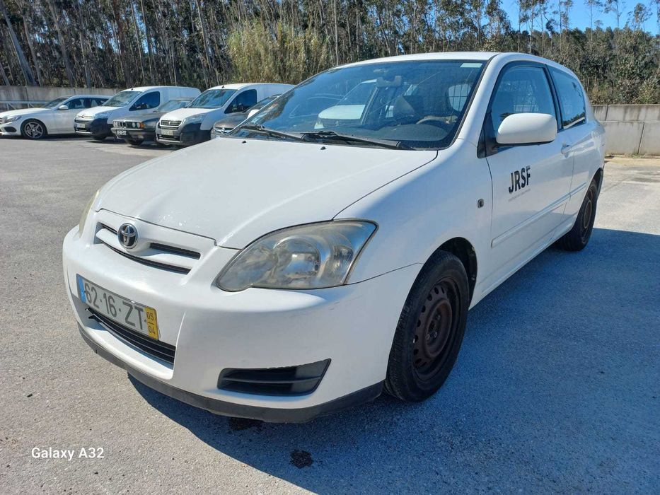 Toyota Corolla Van 1.4 D4D - 2 lugares