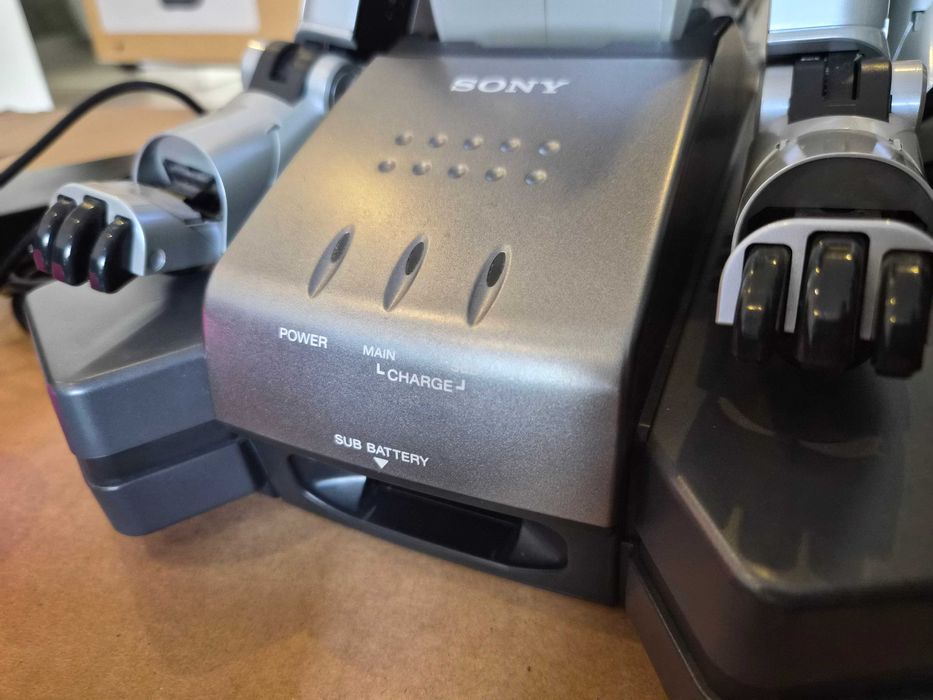 Cão Robô Sony AIBO ERS-111 - Em bom estado, completo e funcional