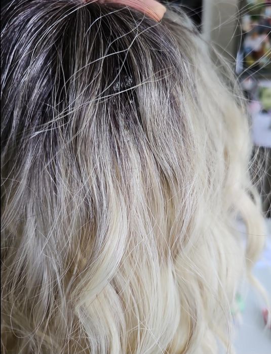Peruca loira loura ombre cabelo ombros bob, ondulado, com franja  NOVO