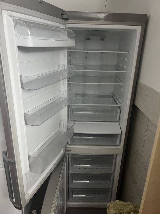 Lodówka Samsung 190 cm otwierana na lewo
