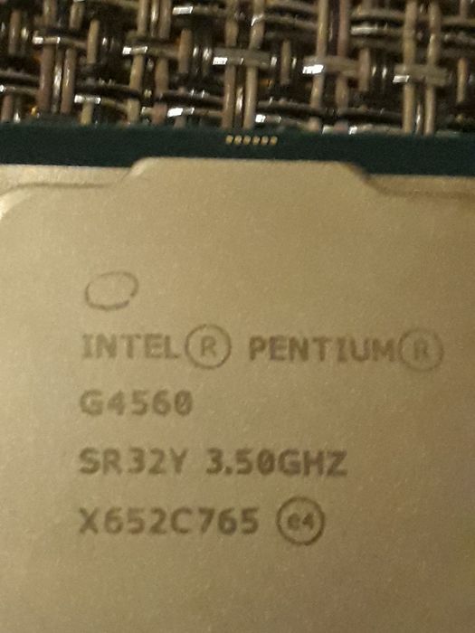 Процесор Intel Pentium G4560 3.50GHz/3MB/8GT/s. s1151 (Kaby Lake)