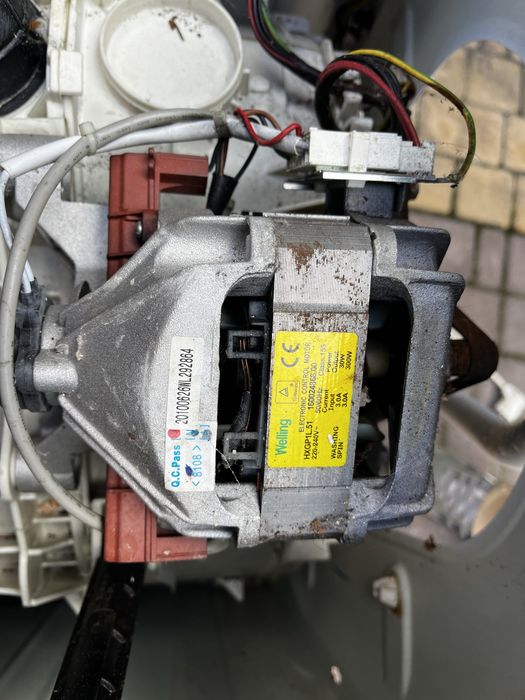 Пральна машина Hotpoint Ariston ARSL100 (1100грн)