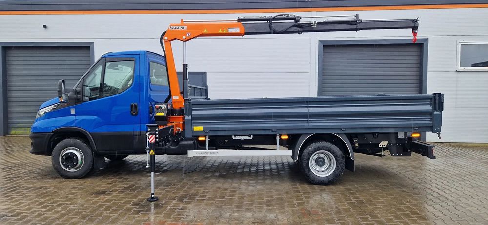 Iveco MB2902  Nowy Żuraw HDS MB2902 bardzo mocny na dostawcze tj. IVECO, RENO, ISUZU