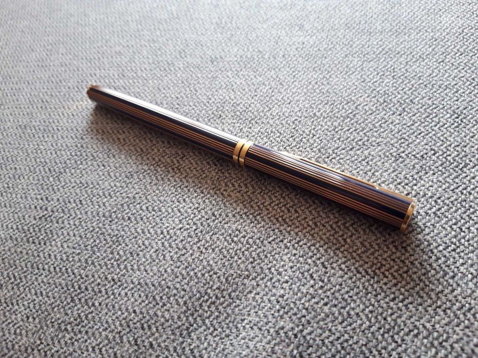 Caneta de tinta permanente "WATERMAN"