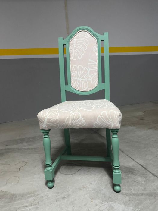 Cadeiras personalizadas