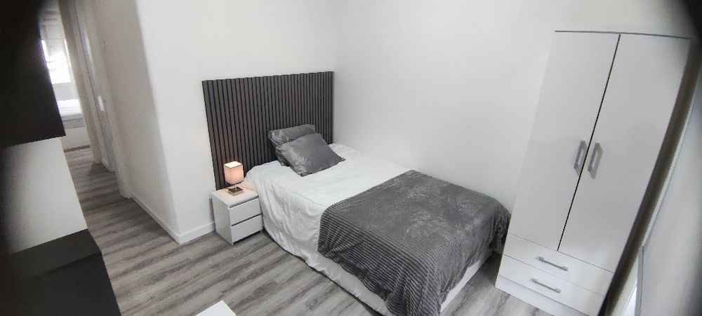 Quartos para estudantes em apartamento T5