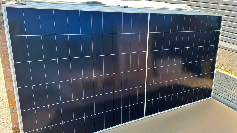 Мощная солнечная панель LONGi HI-MO X10 645W в наличии