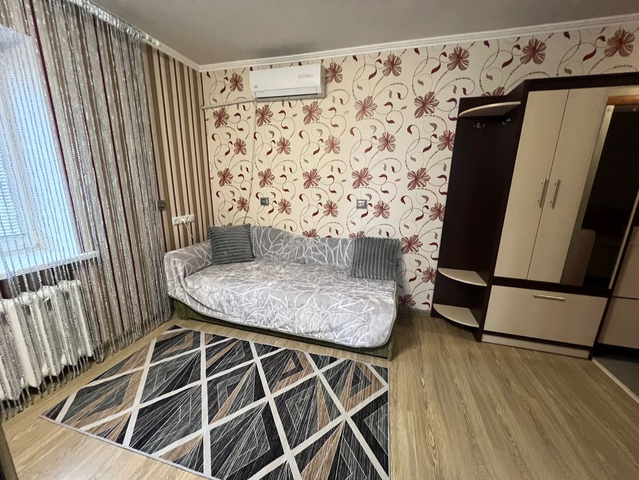 Погодинно,  подобово кв. від власника,Центр. ринок, Цум, Світло Є!