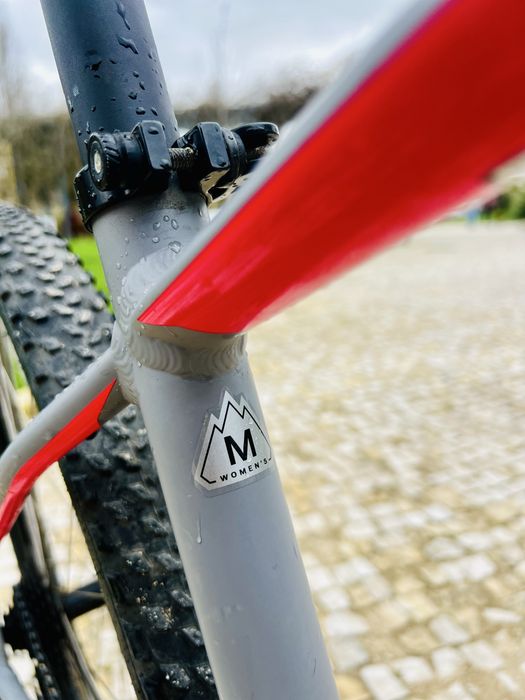 Bicicleta BTT Mulher - Specialized Rockhopper Comp 29 (Tamanho M)