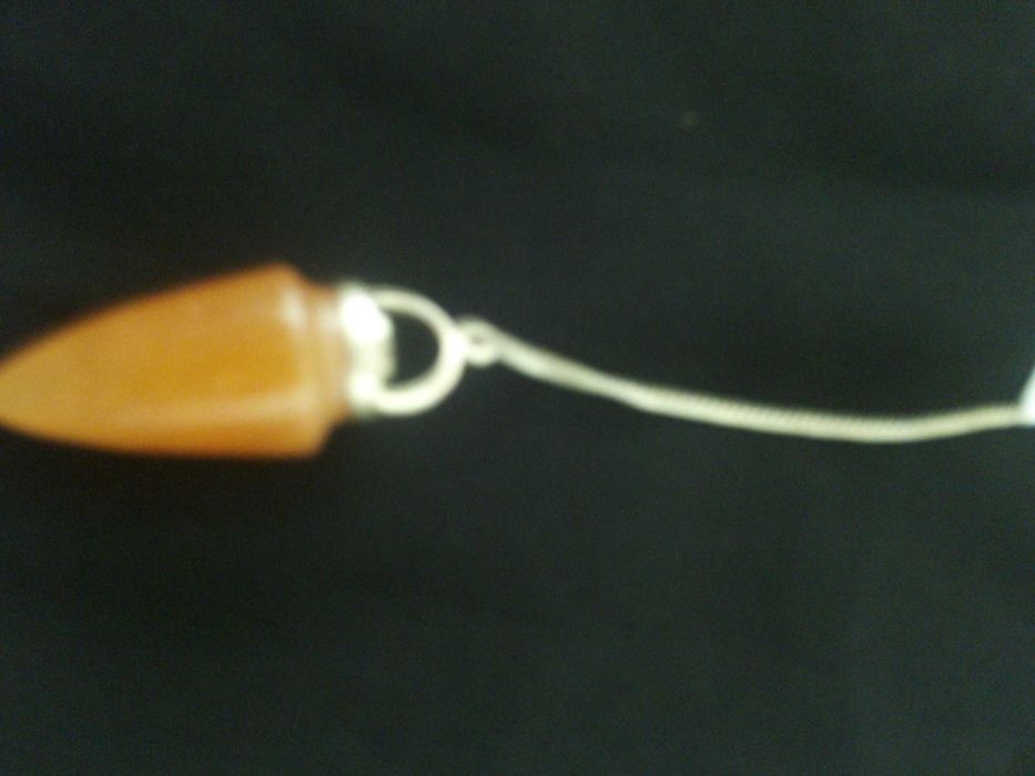 Índia: Pêndulos em pedras semipreciosas