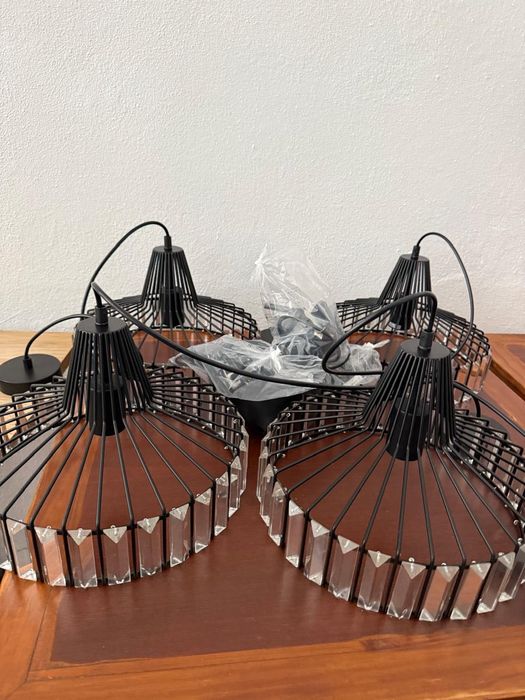 Crystal hanging light set of 4.