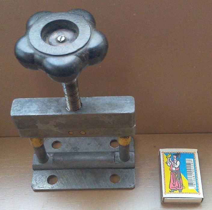 Тиски Струбцина Зажим - Качественный военный немецкий инструмент Рейх