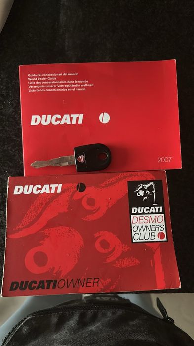 Ducati hipermotard 800
