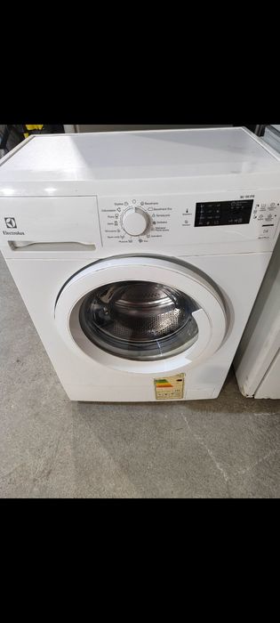 Pralka automatyczna Elektrolux slim 42cm 5kg 1200obr