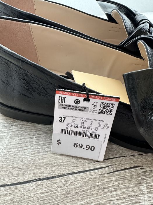 ZARA лофери шкіряні