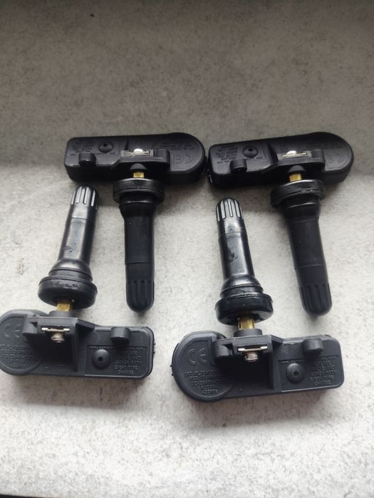 Fabrycznie nowe tpms czujniki 4szt jeep grand Cherokee Wrangler fiat 500 freemont  500+ 500c dodge journey charger  ram  alfa Romeo giuletta