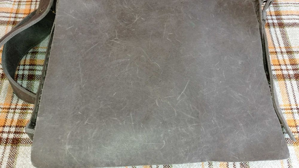 Большая байкерская сумка с толстой кожи