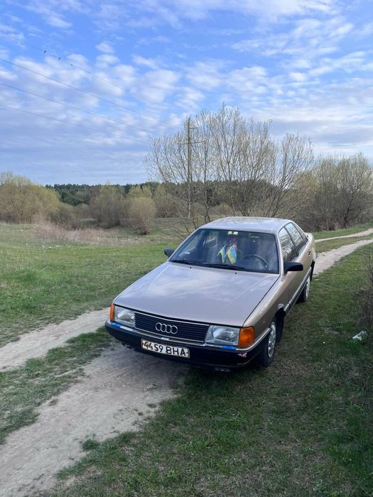 Audi 100 c3 1.8benz