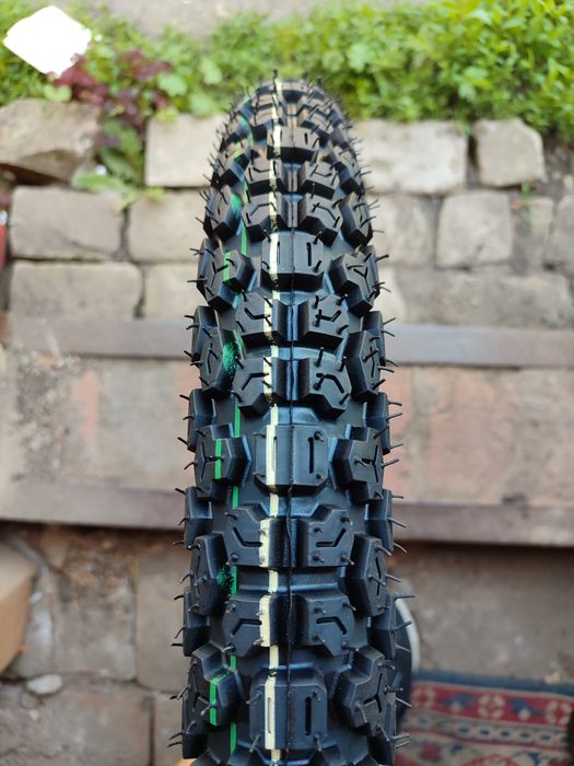 Покришка 2.75-17 різні протектори.Якість супер.6 слойна.