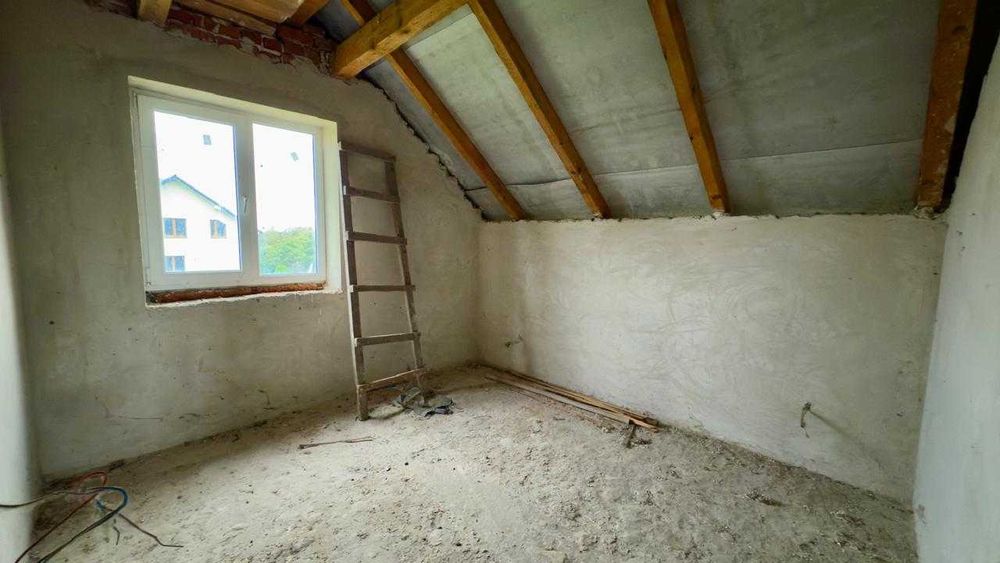 Продається будинок з ділянкою в с. Хриплин (7)