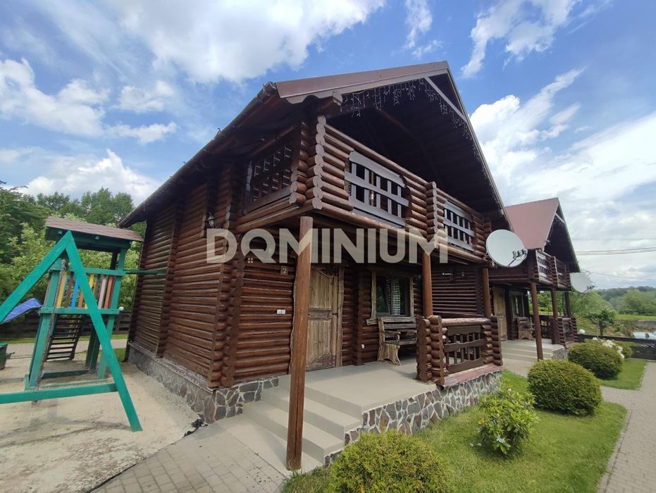 Продається відпочинковий комплекс в самому серці Карпат