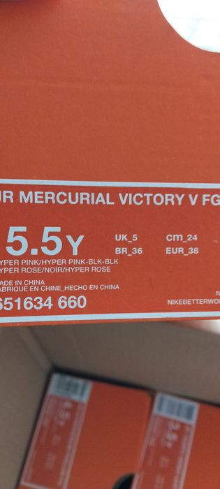 Nowe Nike Mercurial Victory r.38