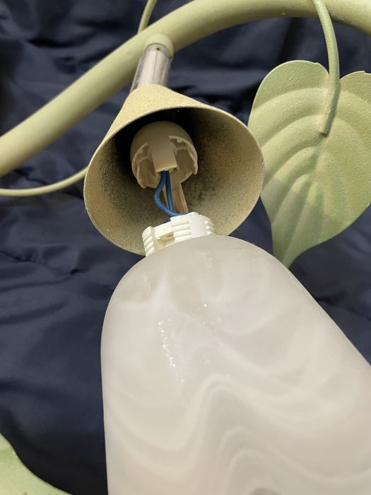 Светильник / люстра потолочная «лилии»