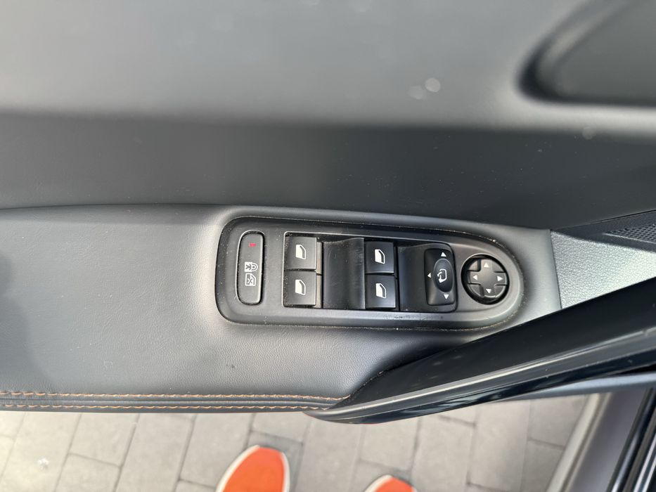 Peugeot 508 гібрид