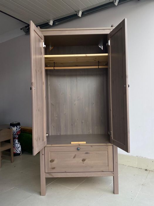 Roupeiro de criança - Ikea