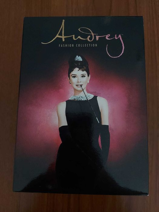 **7 DVD zona 2*Audrey Hepburn*Fashion Collection**