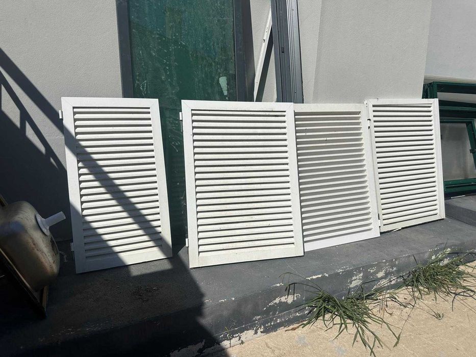 4 Portadas de aluminio branco