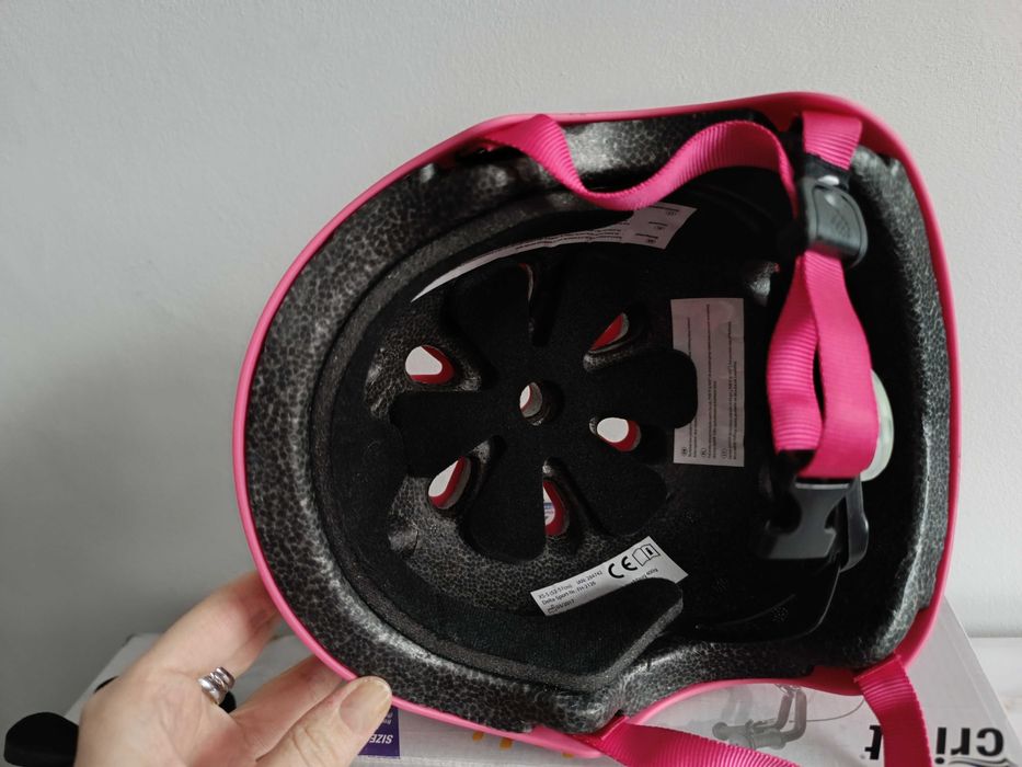 Nowy kask dziecięcy z  koroną rozm. XS/S Poznań