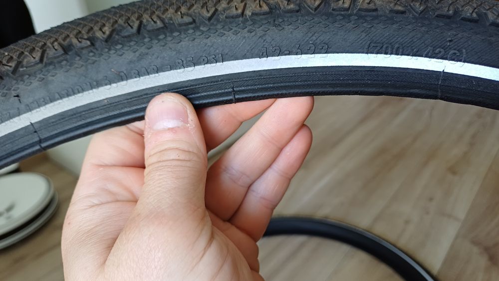 Continental SpeedRide 700 x 42C jak nowe
