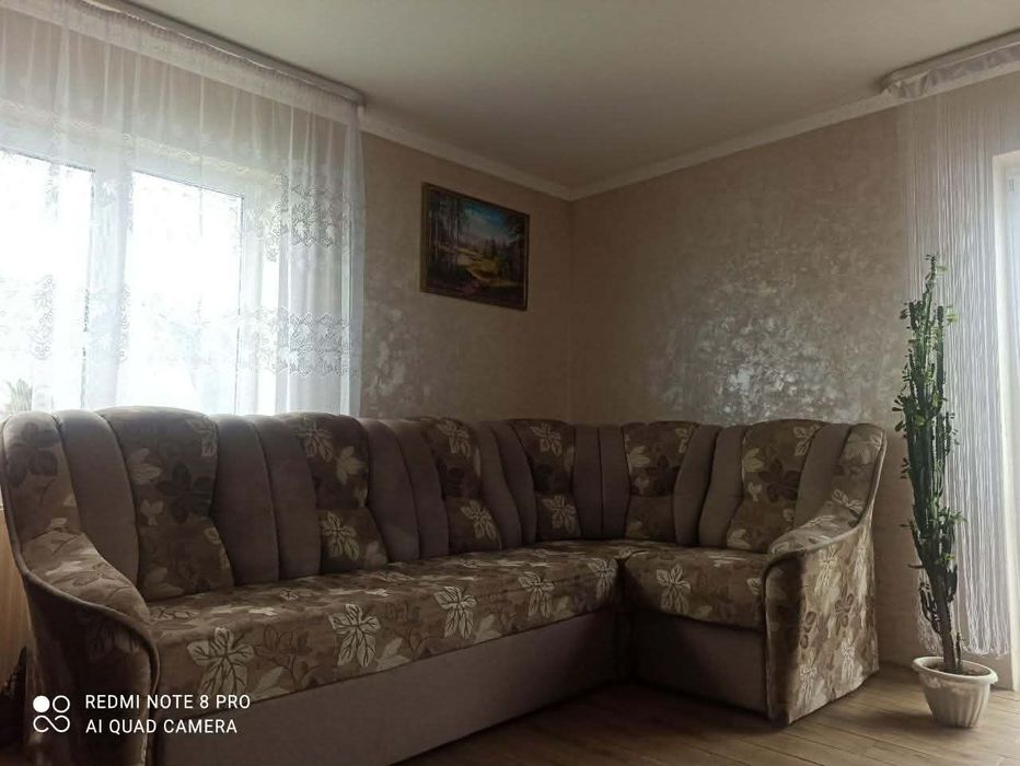 Кутовий диван в хорошому стані